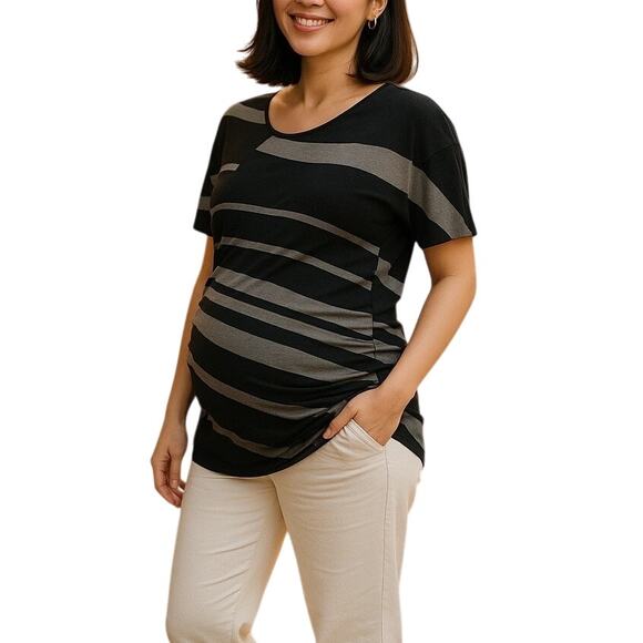 Jessica Simpson Maternity Asymmetrical Striped Tee Top Black Gray Medium - Picture 1 of 14